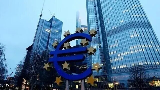 تعویق ۶ ماهه تلافی جویی اتحادیه اروپا در برابر تعرفه‌های آمریکا